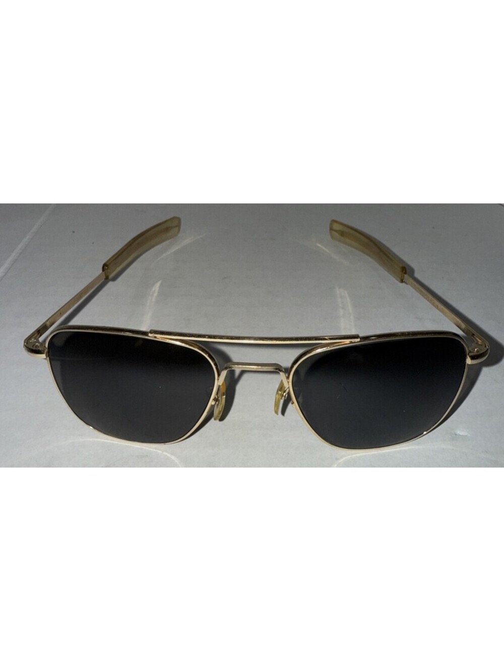 American Optical Vintage 5 1/2 AO Pilot Sunglasses Goldtone Frame #565